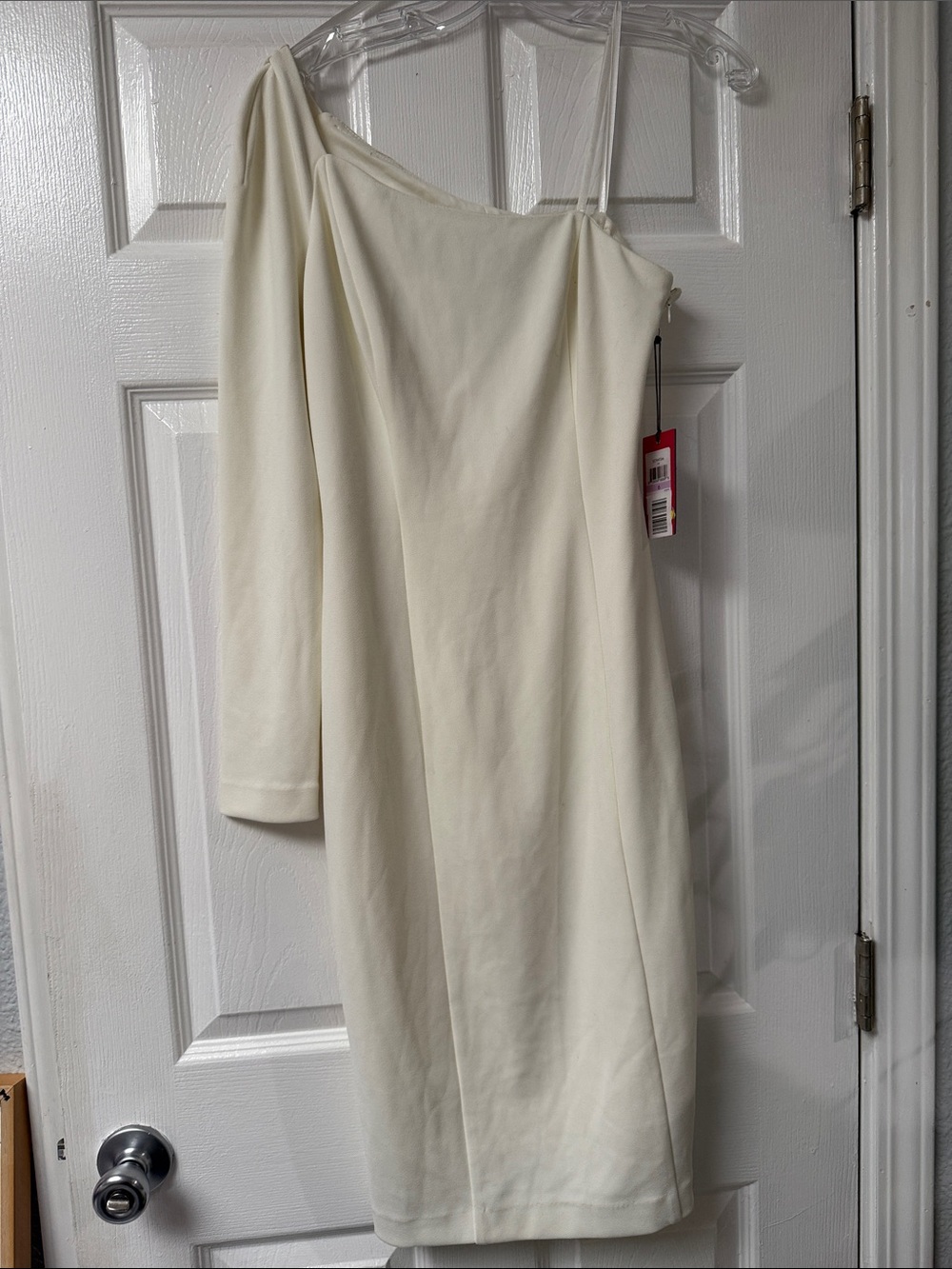 Vince Camuto Cream One-Shoulder Dress with Long Sleeve